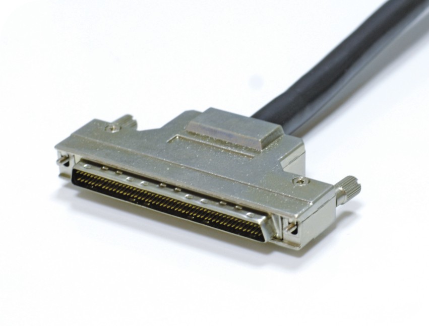 SCSI II(HPDB)100P连接线锌合金外壳螺丝式（A09-10011XXX-02）